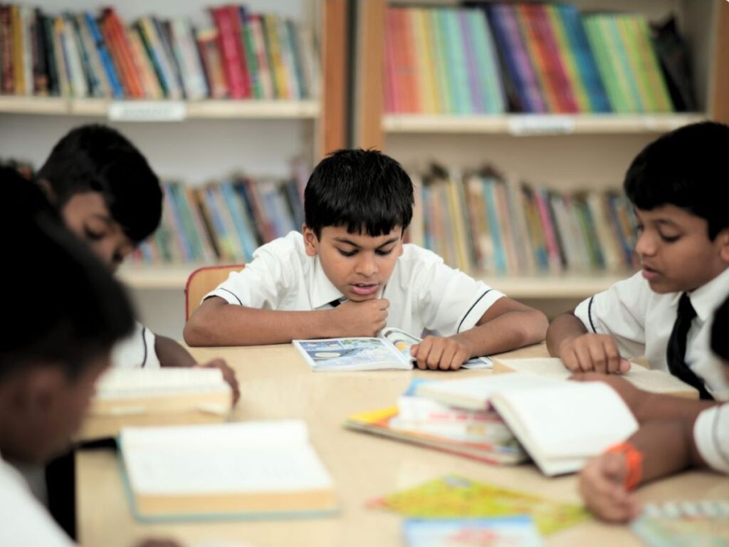 reading-in-library