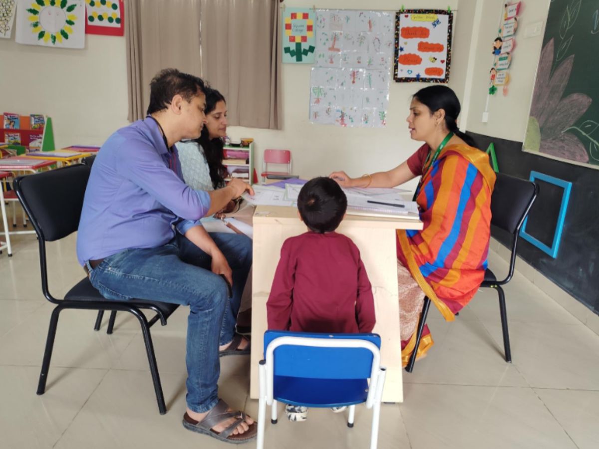 parent-teacher-meeting